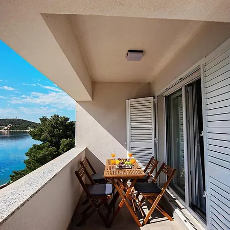 Sea Front Apartments Ivana Rogoznica  Exterior photo